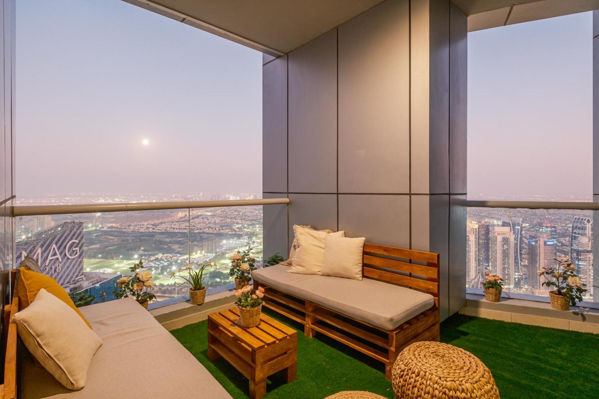 Hostel Torch 77 - By Saffron House Dubaj Exteriér fotografie
